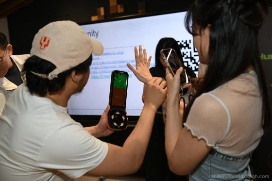手掌链强势出圈：纯零撸，主网即将上市，注册送100个